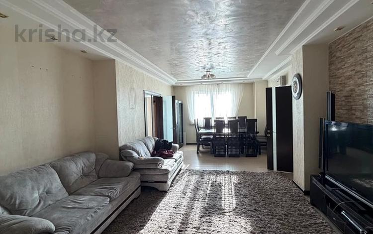 4-бөлмелі пәтер · 140 м² · 9/25 қабат, Абиша Кекилбайулы 270, бағасы: 700 000 ₸ в Алматы, Бостандыкский р-н — фото 2