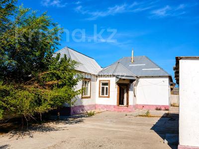 Часть дома · 6 комнат · 115 м² · 13.5 сот., Б. Кенжебаев 56 — Б. Садуакас за 12 млн ₸ в Бугунь