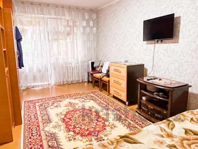 1-комнатная квартира, 31 м², 4/5 этаж, Самал за 10 млн 〒 в Талдыкоргане, мкр Самал