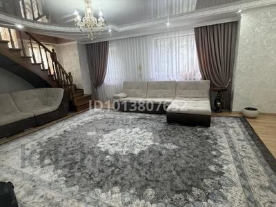 Жеке үй · 4 бөлме · 200 м² · 6 жүзд., Мичуринская 32 — Set seil park, park hotel, бағасы: 220 млн ₸ в Уральске