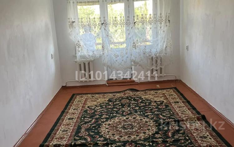 2-комнатная квартира · 48 м² · 5/5 этаж, мкр Акбулак 15 за 100 000 ₸ в Таразе — фото 2