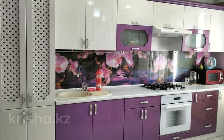 3-бөлмелі пәтер · 69 м² · 9/9 қабат, 12 ш/а., бағасы: 20 млн ₸ в Актобе, мкр 12 — фото 2