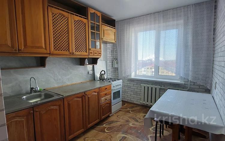 3-комнатная квартира · 63 м² · 7/10 этаж, К.Сутюшева — Магазин Рахмет за 160 000 ₸ в Петропавловске — фото 2