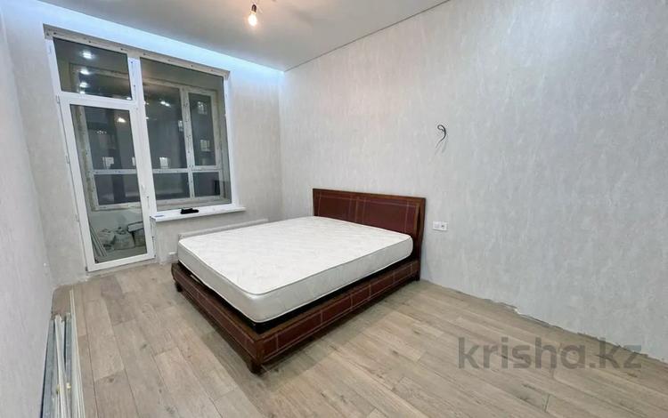 2-комнатная квартира · 65 м² · 3/12 этаж, Жубан Молдагалиев 7 за 280 000 ₸ в Астане, Нура р-н — фото 2