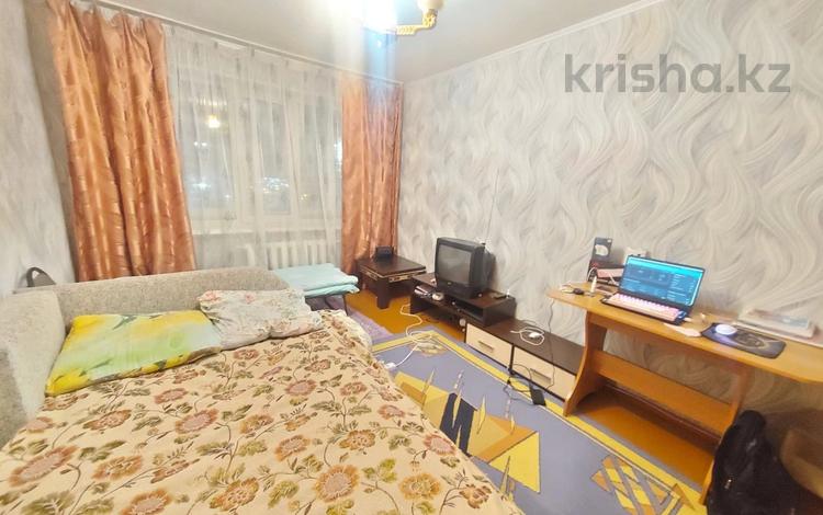1-комнатная квартира, 35 м², 5/5 этаж, назарбаева за 12.6 млн 〒 в Петропавловске — фото 2