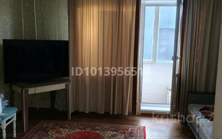 2-бөлмелі пәтер · 52 м² · 3/5 қабат, Докучаева 1, бағасы: 25 млн ₸ в Семее — фото 9