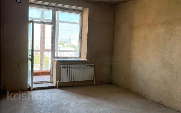 4-бөлмелі пәтер · 107.5 м² · 8/10 қабат, Абулкасымова 84/1, бағасы: ~ 48.4 млн ₸ в Кокшетау — фото 2