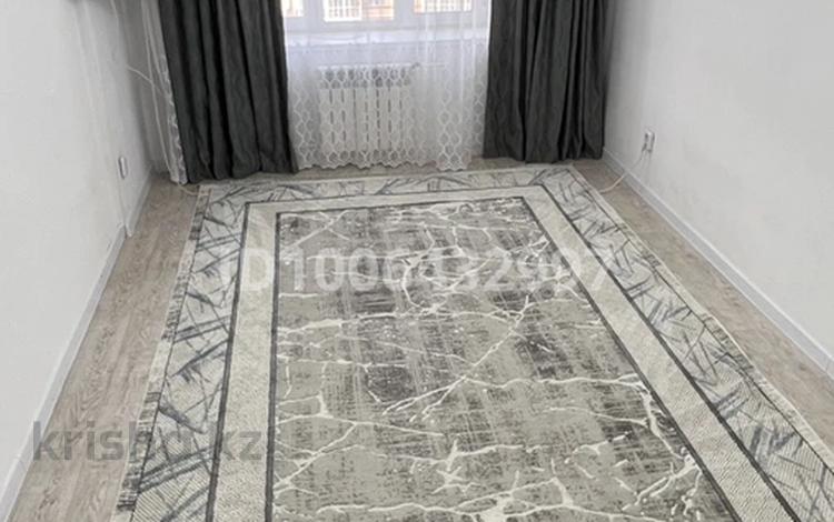 3-комнатная квартира · 70 м² · 6/9 этаж, 10 мкр.Самал 104 13 за 28 млн ₸ в Уральске — фото 2