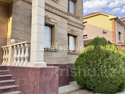 Жеке үй · 4 бөлме · 387.1 м² · 10 жүзд., "Шығыс 2" ш/а., бағасы: 350 млн ₸ в Актау, мкр "Шыгыс 2"