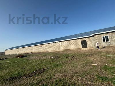 Продажа промбаз и заводов в Акмолинской обл.: Промбаза · 86 соток, Акжайык 43 за 120 млн 〒 Промбаза · 86 соток, Акжайык 43 за 120 млн 〒 в Жибек Жолы