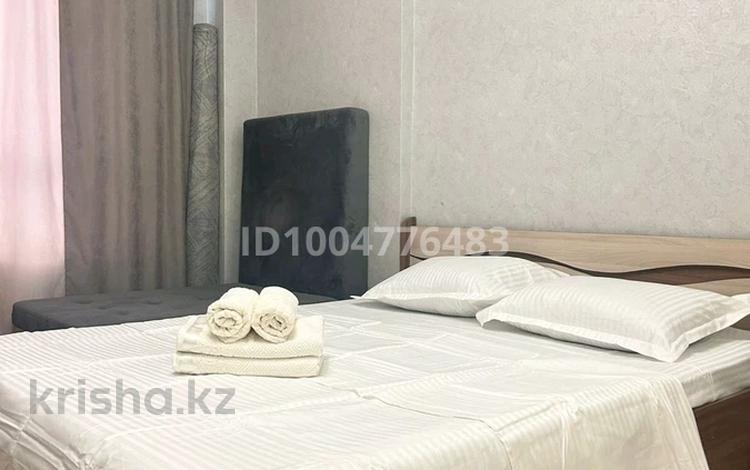 1-комнатная квартира · 45 м² · 2/9 этаж, Абикен Бектуров 19 за 15 000 ₸ в Астане, Нура р-н — фото 2