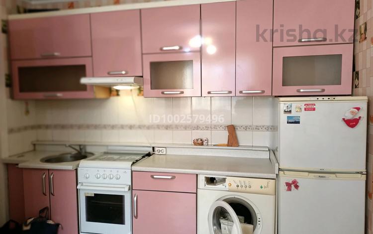1 комната · 18 м² · 4 этаж, Жаханша Досмухамедулы 10 за 85 000 ₸ в Астане, р-н Байконур — фото 2
