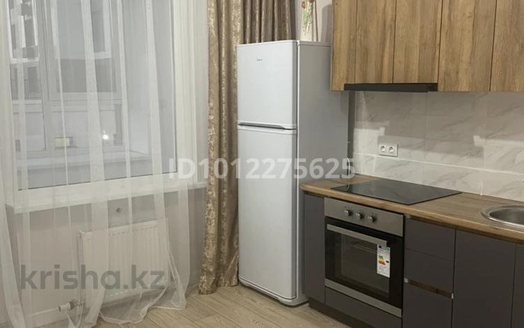 1-комнатная квартира · 37 м² · 2/9 этаж, Толе би 65 за 240 000 ₸ в Астане, Нура р-н — фото 2