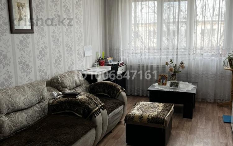 2-комнатная квартира · 48.3 м² · 5/5 этаж, Абая — Сокол, 1 Гимназия, рынок Дария, детская стоматология за 17 млн 〒 в Петропавловске — фото 2