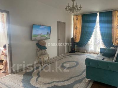 Аренда квартир в Алматы: 3-комнатная квартира · 70.8 м² · 4/12 этаж · помесячно, мкр Акбулак, Дарабоз 3 за 400 000 〒 3-комнатная квартира · 70.8 м² · 4/12 этаж · помесячно, мкр Акбулак, Дарабоз 3 за 400 000 〒 в Алматы, Алатауский р-н