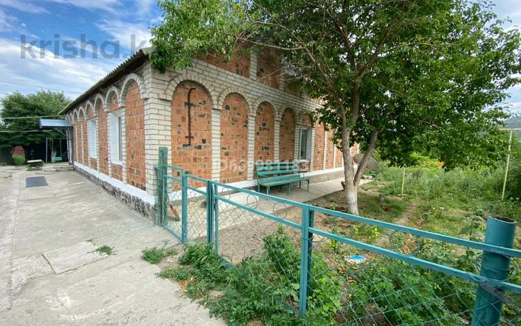 Отдельный дом · 5 комнат · 240 м² · 30 сот., улица Акбасова 29 за 31.5 млн ₸ в Зайсане — фото 2