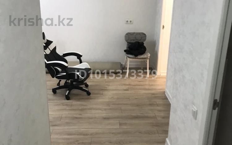 2-комнатная квартира · 55 м² · 2/5 этаж, мкр Таугуль за 400 000 ₸ в Алматы, Ауэзовский р-н — фото 2