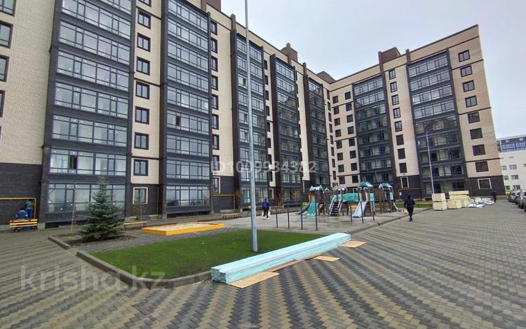 2-бөлмелі пәтер · 78 м² · 3/9 қабат, Самал 72/4, бағасы: 28.5 млн ₸ в Уральске — фото 2