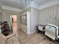 5-бөлмелі пәтер · 190 м² · 3/7 қабат, Арай 49, бағасы: ~ 160 млн ₸ в Астане, Есильский р-н — фото 18