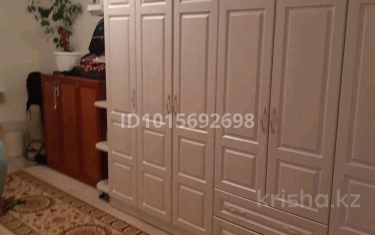 3-бөлмелі пәтер · 54.6 м² · 2/4 қабат, Гагарина 32, бағасы: 16.5 млн ₸ в Жезказгане — фото 2