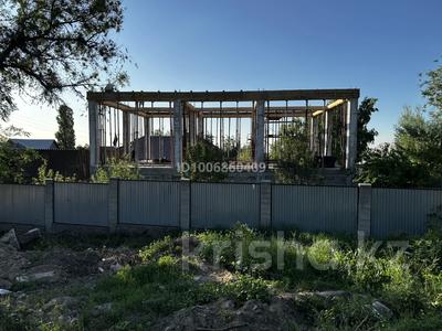 Офисы, магазины и бутики, общепит, салоны красоты, медцентры и аптеки, образование, развлечения, студии · 300 м² за 3 000 〒 в Жанатурмысе