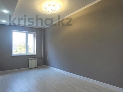 3-бөлмелі пәтер, 57 м², 4/5 қабат, мкр Новый Город, НуркенаАбдирова 39, бағасы: 19.8 млн 〒 в Караганде, Казыбек би р-н