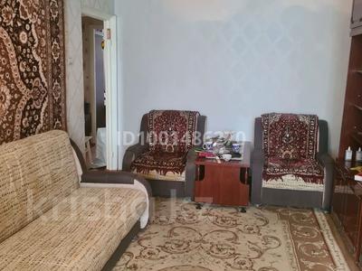 Продажа квартир в Алматинской обл.: 3-комнатная квартира · 60 м² · 2/5 этаж, 3 м-н дом 14 за 21.5 млн 〒 3-комнатная квартира · 60 м² · 2/5 этаж, 3 м-н дом 14 за 21.5 млн 〒 в Конаеве (Капчагай)