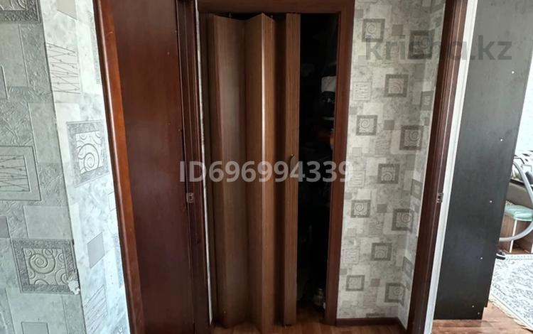 3-комнатная квартира · 63 м² · 3/5 этаж, Авангард4мкр. 12 — Напротив ресторана AUYL за 20 млн 〒 в Атырау, мкр Авангард-4 — фото 3