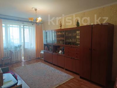 3-бөлмелі пәтер, 60 м², 4/4 қабат, мкр №1 9 — Саина, бағасы: 33 млн 〒 в Алматы, Ауэзовский р-н