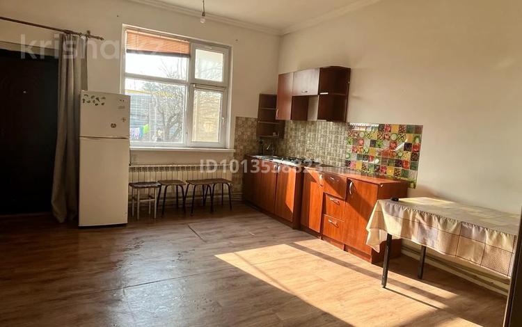 2-бөлмелі пәтер · 60 м² · 1/1 қабат, мкр Рахат, Култобе — Рядом с ул.Аскарова, бағасы: 185 000 ₸ в Алматы, Наурызбайский р-н — фото 2