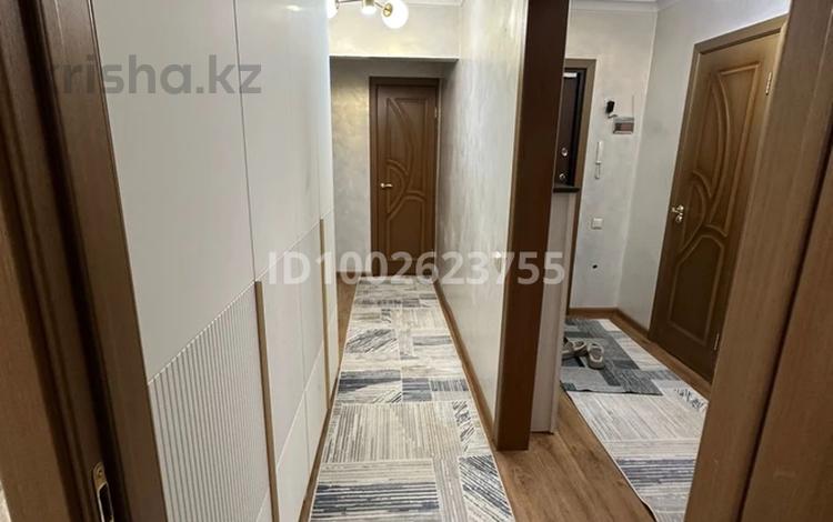 4-комнатная квартира · 85 м² · 2/5 этаж, мкр Аксай-3А 55 за 55 млн ₸ в Алматы, Ауэзовский р-н — фото 21