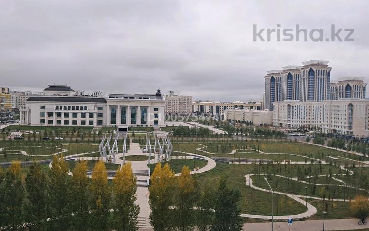 1-комнатная квартира · 35 м² · 6/15 этаж, Байтурсынова 23 — Аманжолова.сагадат нурмагамбетова за 250 000 ₸ в Астане, Сарайшык р-н — фото 2