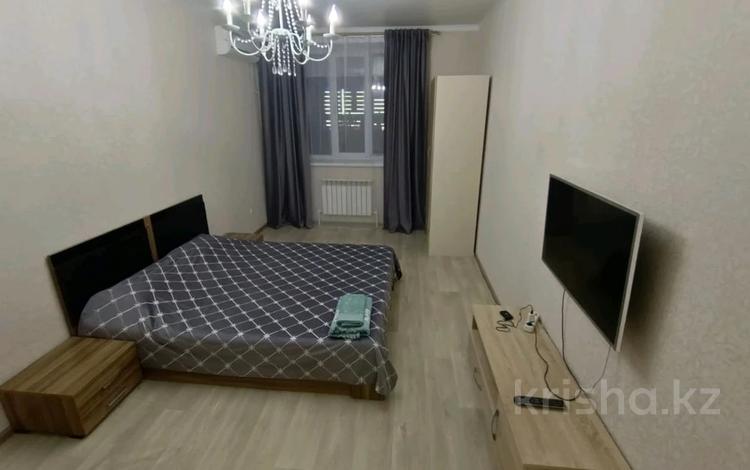 1-комнатная квартира · 50 м², мкр 5, Абулхаир-хана за 8 000 〒 в Актобе — фото 25