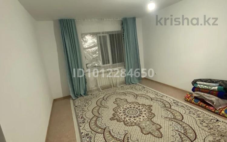 1-бөлмелі пәтер · 42.5 м² · 3/9 қабат, жилой массив Есет Батыр, 2-микрайон. нұр сити. дом-19В 19В, бағасы: 100 000 ₸ в Актобе — фото 2