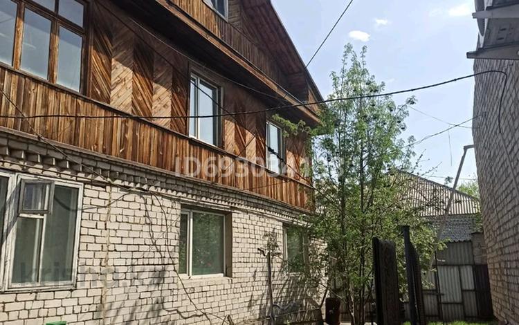 6-комнатный дом помесячно, 210 м², 6 сот., Фрунзе 24 за 300 000 〒 в Семее — фото 3