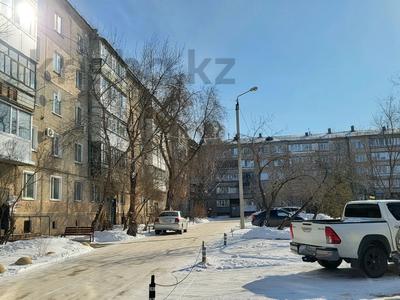 2-комнатная квартира · 55 м² · 5/5 этаж, Назарбаева 124 за 19.5 млн 〒 в Петропавловске