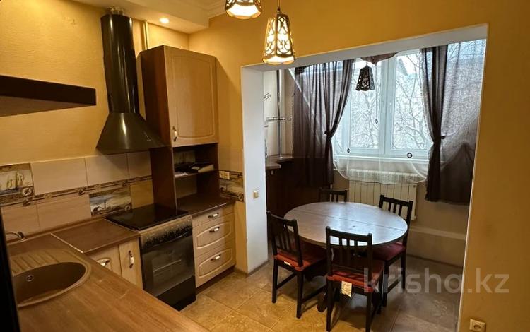 3-бөлмелі пәтер · 72 м² · 4/9 қабат, Розыбакиева — Басенова, бағасы: 60 млн ₸ в Алматы, Бостандыкский р-н — фото 4