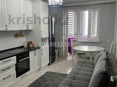 Продажа квартир в Алматы: 1-комнатная квартира · 46 м² · 10/12 этаж, мкр Дарабоз 65 за 28.5 млн 〒 1-комнатная квартира · 46 м² · 10/12 этаж, мкр Дарабоз 65 за 28.5 млн 〒 в Алматы, Алатауский р-н