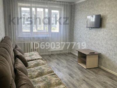 1-комнатная квартира, 38 м², 5 этаж посуточно, Мызы 9 за 9 000 〒 в Усть-Каменогорске