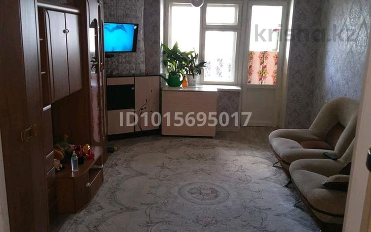 3-бөлмелі пәтер · 55.8 м² · 4/5 қабат, 4 микрорайон 7, бағасы: 10.5 млн ₸ в Алге — фото 2