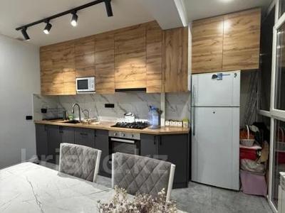 2-бөлмелі пәтер · 70 м² · 8/10 қабат, Алтын Орда, бағасы: 33.5 млн ₸ в Алматы, Наурызбайский р-н