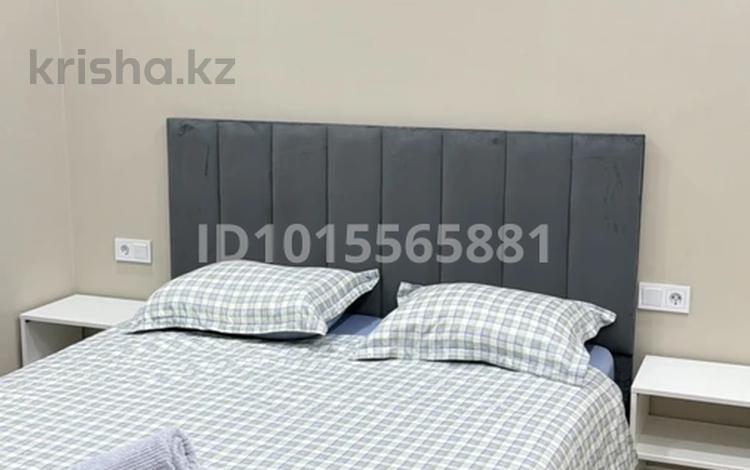 1-комнатная квартира · 55 м² · 9/10 этаж, Ашимова 13 за 13 000 ₸ в Караганде, Казыбек би р-н — фото 2