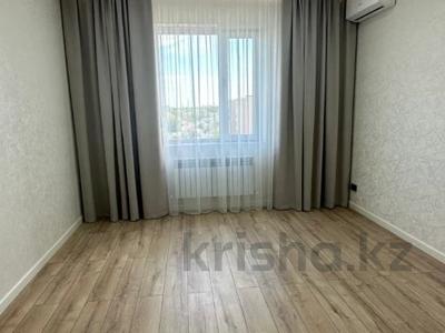 2-комнатная квартира · 71 м² · 6/9 этаж, Алии Молдагуловой 5/4 за 39.5 млн ₸ в Уральске