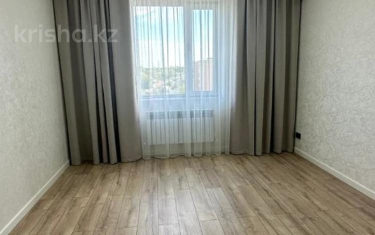 2-комнатная квартира · 71 м² · 6/9 этаж, Алии Молдагуловой 5/4 за 39.5 млн ₸ в Уральске — фото 2