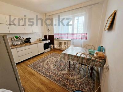 2-бөлмелі пәтер · 70 м² · 4/9 қабат, 10 мкр 21 — 6 Школа -Лицей , больница , #9детский садик, бағасы: 130 000 〒 в Аксае