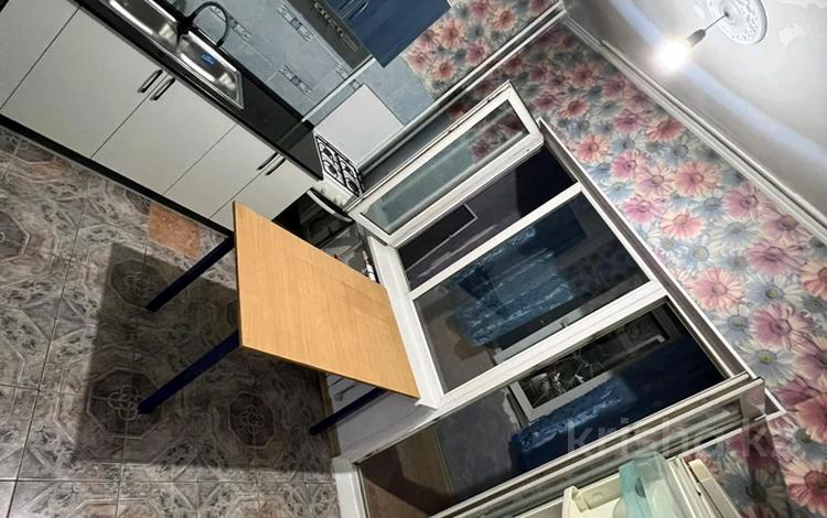 2-комнатная квартира · 52 м² · 1/5 этаж, мкр Айнабулак-1 2 за 230 000 ₸ в Алматы, Жетысуский р-н — фото 2