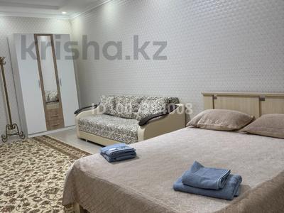 1-комнатная квартира · 48 м² · 5/9 этаж, мкр Нурсая, Таумуш Жумагалиев 10 за 15 000 〒 в Атырау