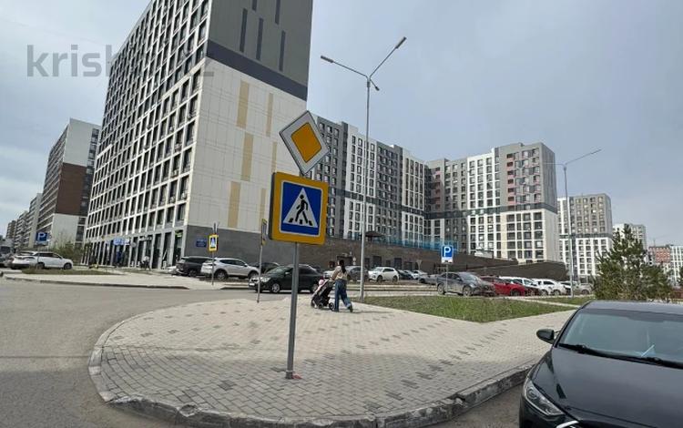 Свободное назначение, офисы, магазины и бутики, салоны красоты, медцентры и аптеки, образование · 91 м² за 125.8 млн ₸ в Астане, Нура р-н — фото 2