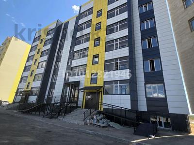 3-бөлмелі пәтер · 83 м² · 1/5 қабат, Майкудук, Майкудук, мкр Голубые пруды 1 — Поликлиника 4, бағасы: 25.8 млн ₸ в Караганде, Алихана Бокейханова р-н