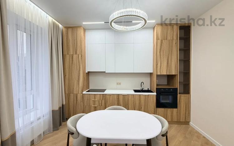 3-комнатная квартира · 80 м² · 6/9 этаж, Жумекен Нажимеденов 26 за 57.9 млн ₸ в Астане, Сарайшык р-н — фото 2